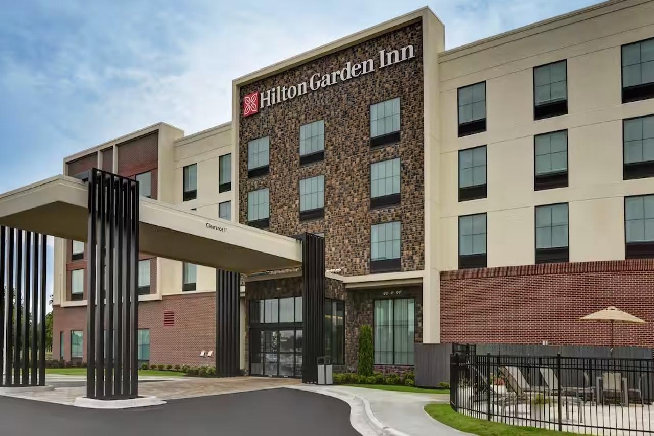 Hilton Garden Inn Madison Huntsville Airport Exterior photo